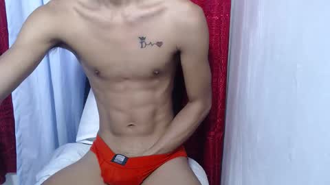 Snapshot of sweetbigcockz chatting on September 2025 05:40:02 PM sweetbigcockz online show from September 2025 05:40:02 PM