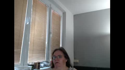 Snapshot of sweetboobs85h chatting on June 2026 06:01:01 AM Sweetboobs85h online show from June 2026 06:01:01 AM