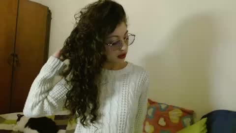 Snapshot of sweetcalm_ chatting on June 2026 04:03:02 AM sweetcalm_ online show from June 2026 04:03:02 AM