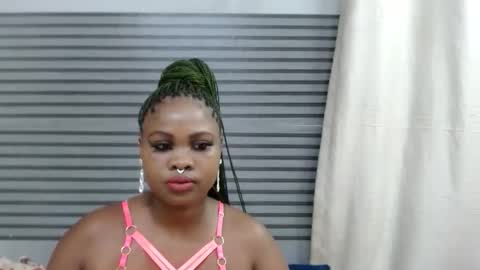 queen online show from March 2026 05:16:01 PM