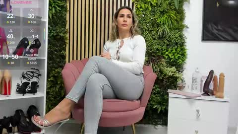 Cherry online show from November 2025 06:57:01 AM