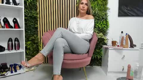 Cherry online show from June 2026 06:05:01 AM
