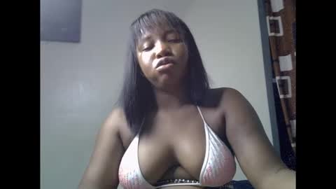 sweetcoochiex online show from November 2025 06:40:02 PM