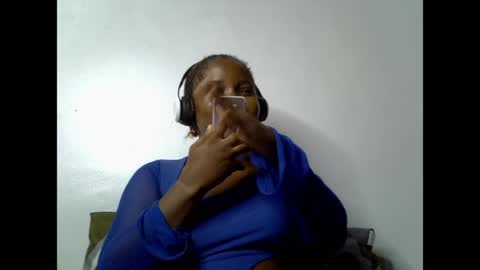 Snapshot of sweetcoochiex chatting on June 2026 08:41:01 PM sweetcoochiex online show from June 2026 08:41:01 PM