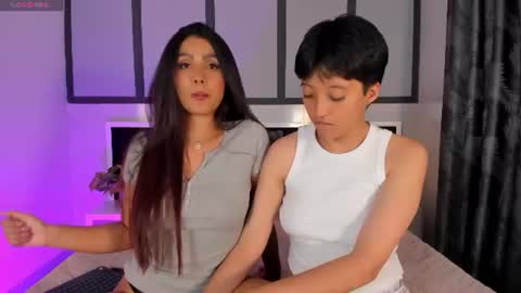 Eva Short hair girl  - Victoria Long red hair online show from July 2026 01:47:01 AM