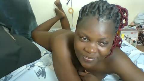 Snapshot of sweetdarkskin chatting on March 2025 04:22:01 PM CLARIS online show from March 2025 04:22:01 PM