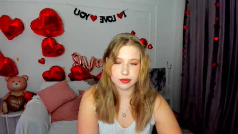 sweetdaylight online show from February 2026 07:52:02 PM