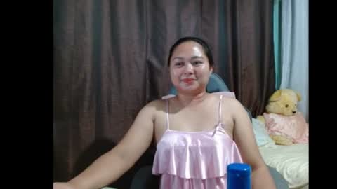 Snapshot of sweetdemurelady chatting on May 2026 12:32:01 PM Lynn online show from May 2026 12:32:01 PM