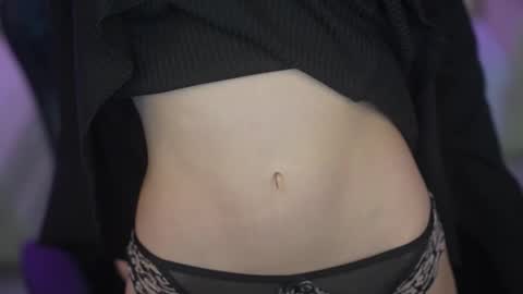 Amelia online show from October 2025 06:44:02 AM