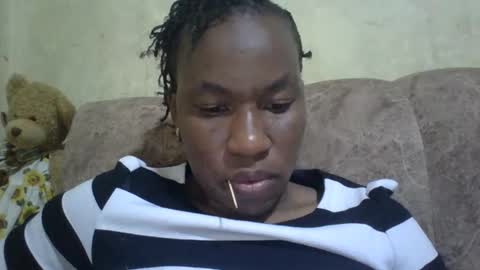 sweetdiva2012 online show from February 2025 03:42:01 AM