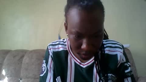 sweetdiva2012 online show from May 2026 06:52:01 AM