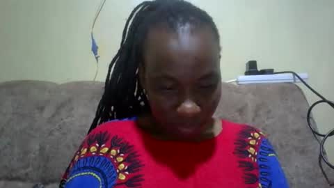 sweetdiva2012 online show from May 2026 06:49:01 PM