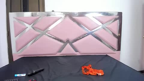 Jimena online show from December 2025 11:37:01 AM