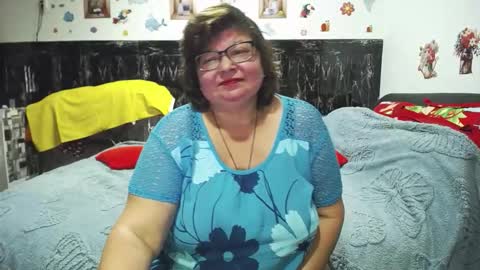 sweetestmilf4you online show from February 2026 02:12:02 PM