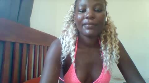 sweetfel online show from April 2026 10:35:02 AM