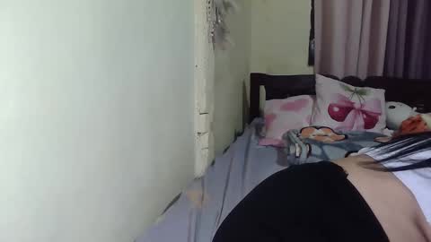 sweetgal_mica online show from May 2026 01:06:01 PM