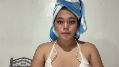 Snapshot of sweetgirl_ayesha chatting on October 2025 10:27:01 AM Ayesha online show from October 2025 10:27:01 AM