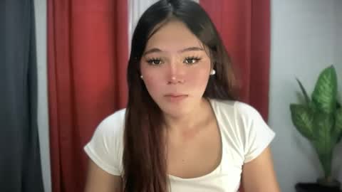 Snapshot of sweetgirl_ayesha chatting on November 2025 12:35:02 AM Ayesha online show from November 2025 12:35:02 AM