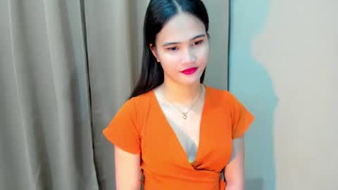 sweetgirl_latina143 online show from September 2025 05:18:02 AM
