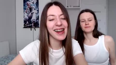 Snapshot of sweetheart_77 chatting on March 2025 10:18:02 AM Emma online show from March 2025 10:18:02 AM