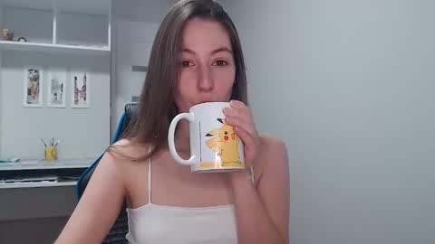 Emma  online show from February 2026 06:19:01 PM