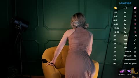 Kira online show from December 2024 06:35:02 PM