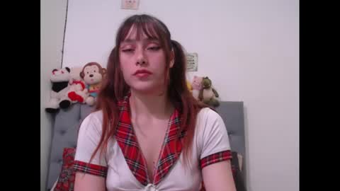Snapshot of sweethoney22_ chatting on February 2025 02:42:02 PM Sabrina y Eliot online show from February 2025 02:42:02 PM