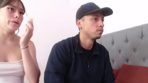 Snapshot of sweethoney22_ chatting on September 2025 12:15:01 PM Sabrina y Eliot online show from September 2025 12:15:01 PM