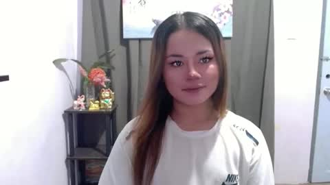 sweethotlove_xoxo online show from November 2025 08:28:02 AM