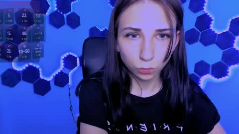 Chloe online show from May 2026 08:42:01 AM