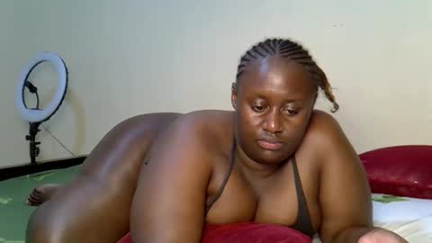 Lola online show from February 2026 12:30:02 AM