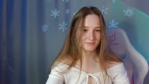 Snapshot of sweetie_lover chatting on December 2024 11:24:01 PM Annie online show from December 2024 11:24:01 PM