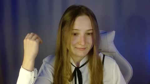 Snapshot of sweetie_lover chatting on September 2025 07:46:02 PM Annie online show from September 2025 07:46:02 PM