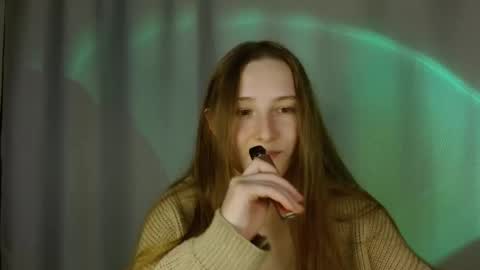 Snapshot of sweetie_lover chatting on September 2025 07:28:01 PM Annie online show from September 2025 07:28:01 PM