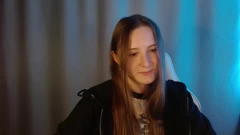 Snapshot of sweetie_lover chatting on October 2025 08:44:02 PM Annie online show from October 2025 08:44:02 PM