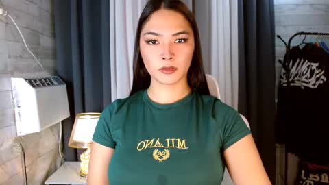 Snapshot of sweetiefox1 chatting on November 2025 03:06:02 AM sweetiefox1 online show from November 2025 03:06:02 AM