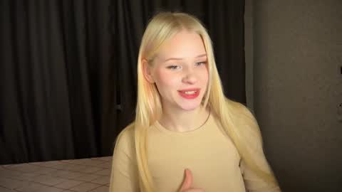 sweetie Lisa3 online show from January 2025 02:13:02 PM