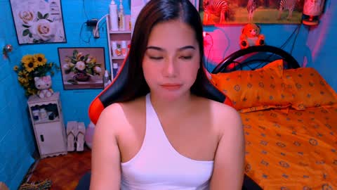 Snapshot of sweetienicole chatting on February 2025 06:01:02 AM Nicole online show from February 2025 06:01:02 AM