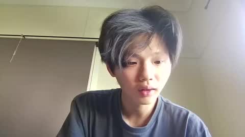 Snapshot of sweetiepuppy421 chatting on September 2025 12:44:02 AM sweetiepuppy421 online show from September 2025 12:44:02 AM