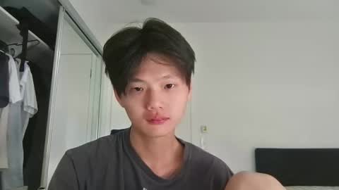 sweetiepuppy421 online show from May 2026 11:00:02 PM