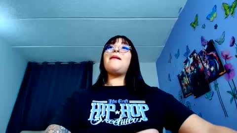 Isabella online show from May 2026 07:36:01 AM