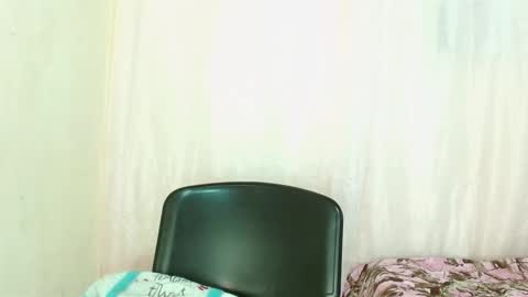 mishel online show from December 2025 04:44:02 AM