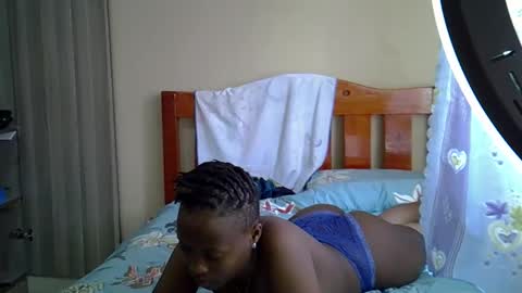 Snapshot of sweetkay5 chatting on September 2025 07:43:01 AM sweetkay5 online show from September 2025 07:43:01 AM