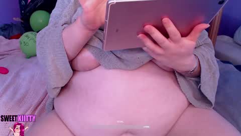 Snapshot of sweetkiitty3 chatting on April 2026 01:55:02 PM Jazzy online show from April 2026 01:55:02 PM