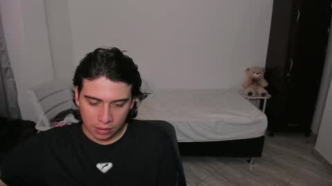 Lian online show from December 2025 02:40:01 AM