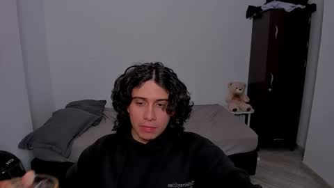 Snapshot of sweetlian_04 chatting on February 2026 07:34:01 PM Lian online show from February 2026 07:34:01 PM