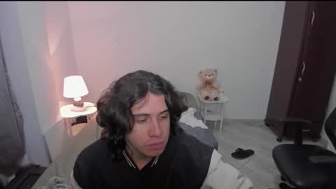 Snapshot of sweetlian_04 chatting on March 2026 01:53:02 AM Lian online show from March 2026 01:53:02 AM