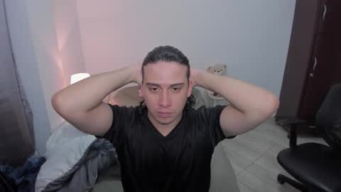 Snapshot of sweetlian_04 chatting on March 2026 11:31:02 PM Lian online show from March 2026 11:31:02 PM