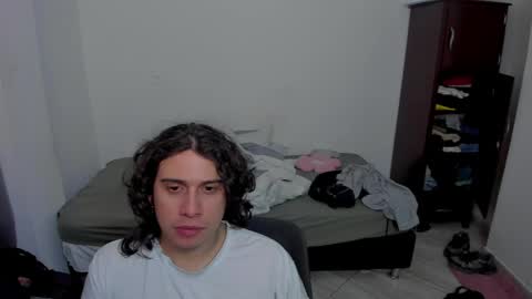 Lian online show from May 2026 01:02:02 AM