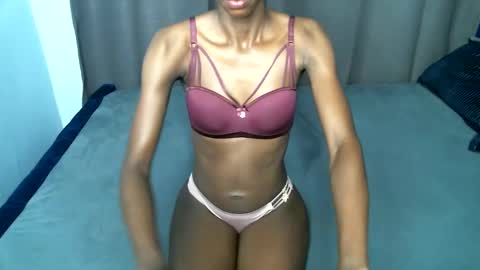 sweetlilly2540 online show from October 2025 07:25:01 PM